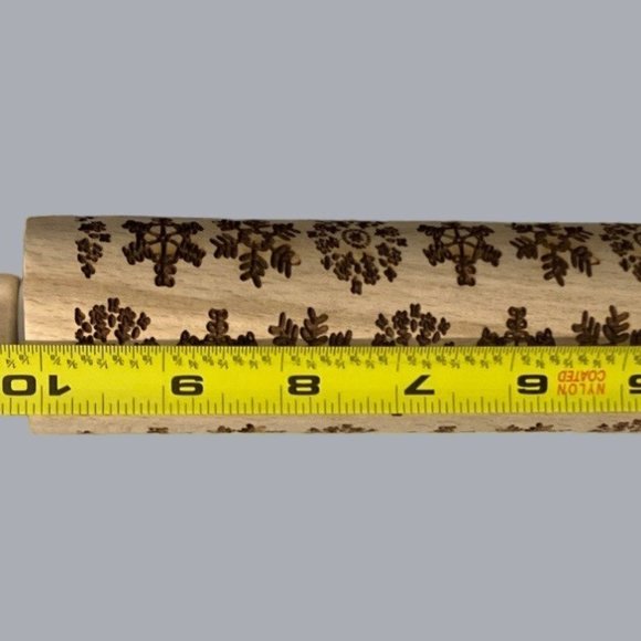 Engraved Cookie Rolling Pin Snowflake Pattern  Wooden Rolling Pin - Picture 5 of 8
